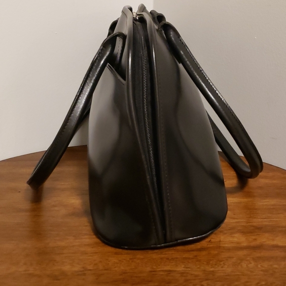 Black Longchamp Roseau Domed Shoulder Bag - Picture 5 of 13